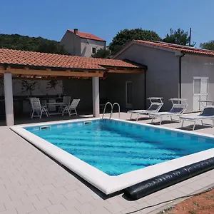 https://house-with-pool-cunski.primorje-gorskikotar.com